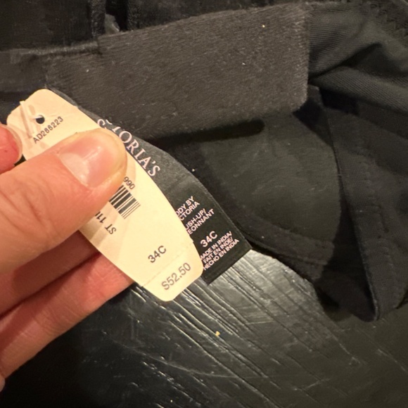 Victoria’s Secret Bra 34C NWT - Picture 3 of 3
